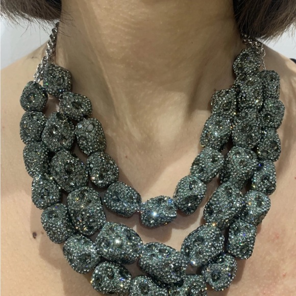 Special edition Atelier Swarovski Extravagant Collar Necklace in dark gray. - Picture 7 of 11